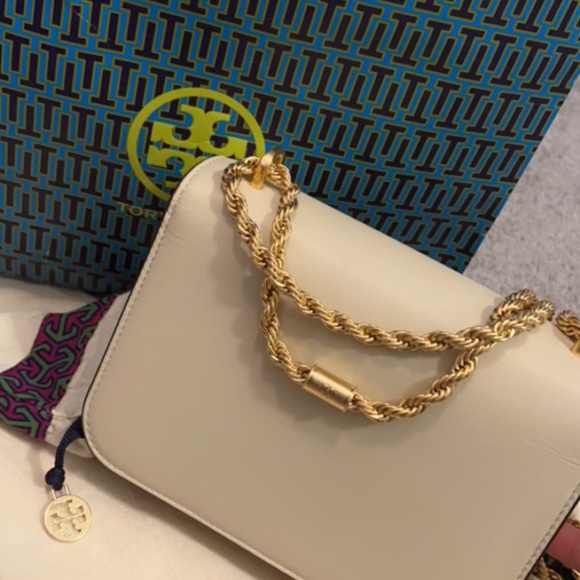 Tory Burch Eleanor handbag - Picture 4 of 11